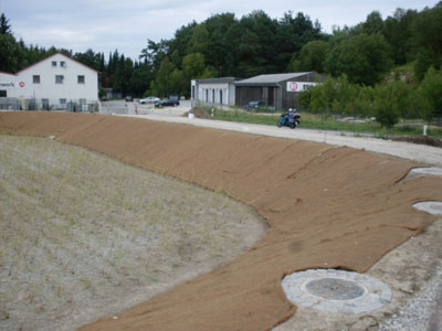 Verlegung durch BGService von Saatmatten an einem Bodenfilter